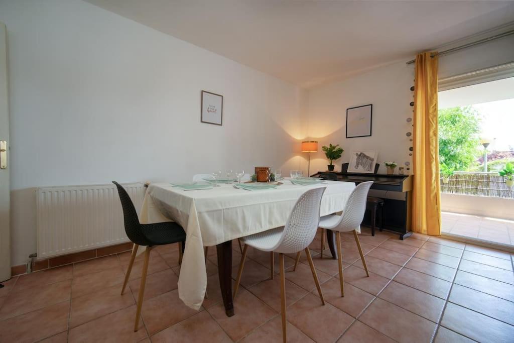 Appartement Tout Equipe Terrasse Et Parking Prive 马赛 外观 照片
